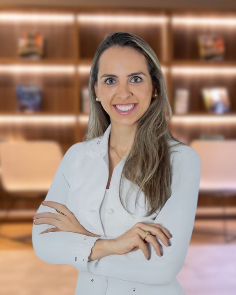 Dra. Daniela Cásseres