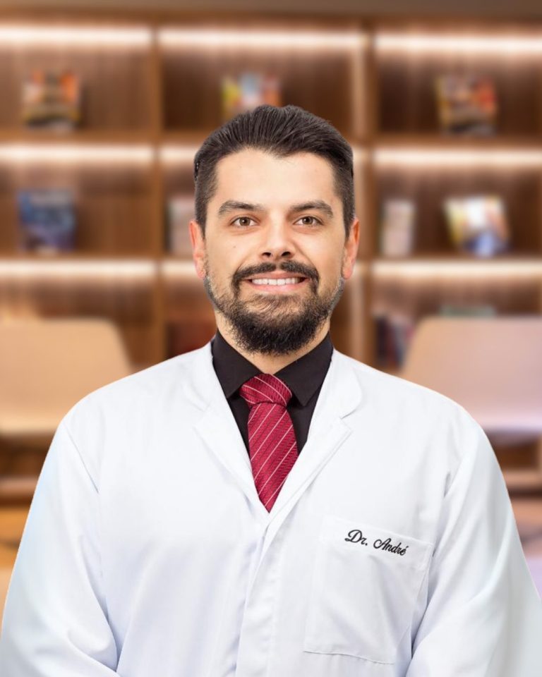 Dr. André Pereira