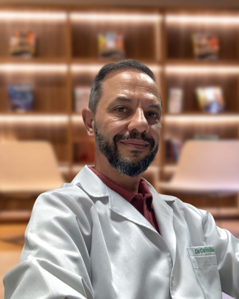Dr. Carlos Eduardo Leitão