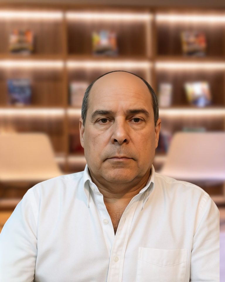 Dr. Fernando Henriques Pinto Jr.