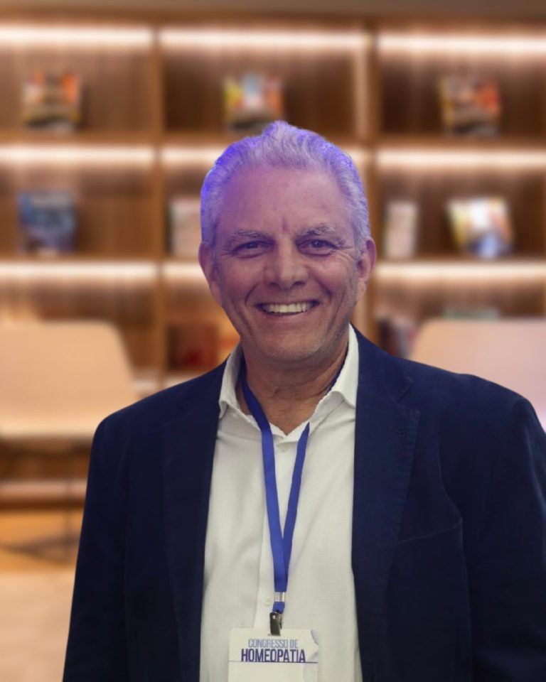 Dr. Ricardo Ghelman
