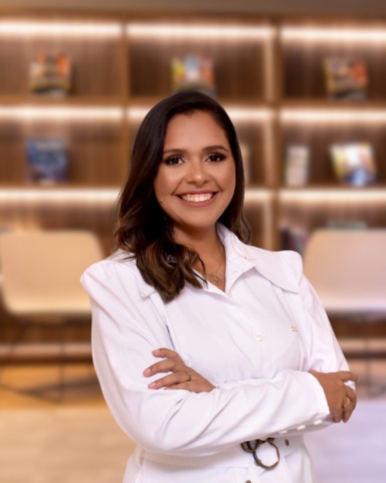 Dra. Dayanna Queiroz