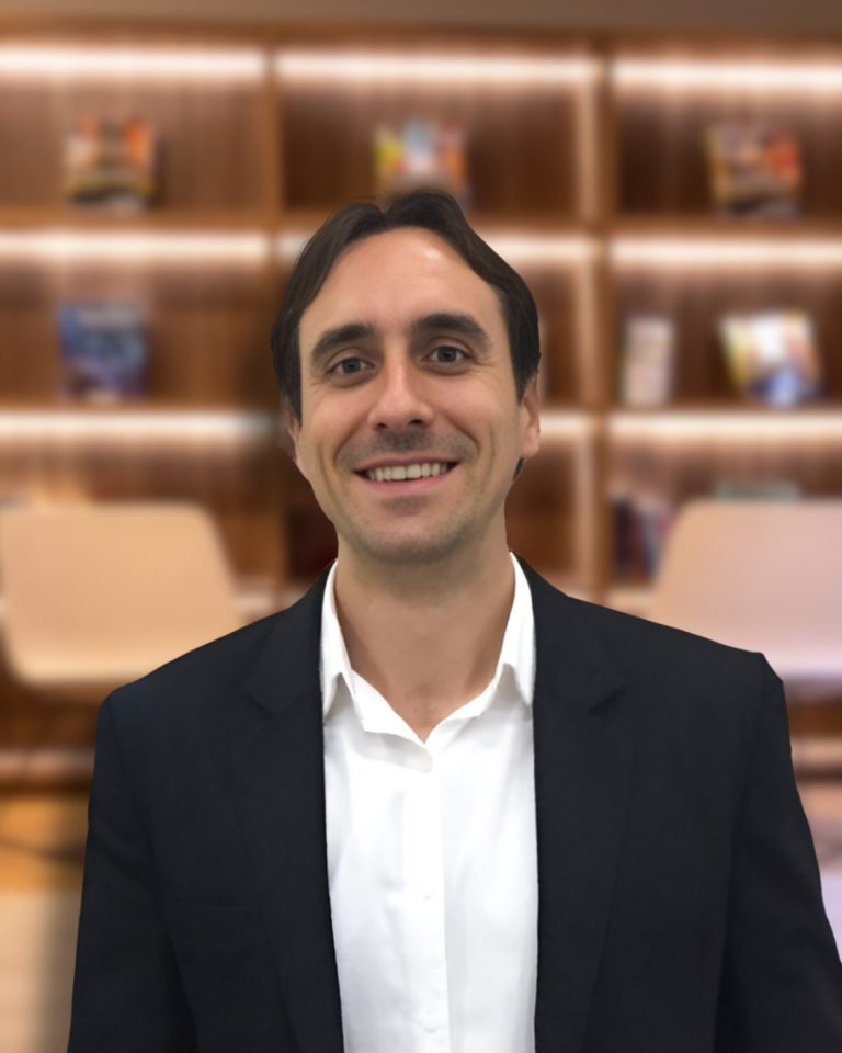 Dr. Lucas Pacheco