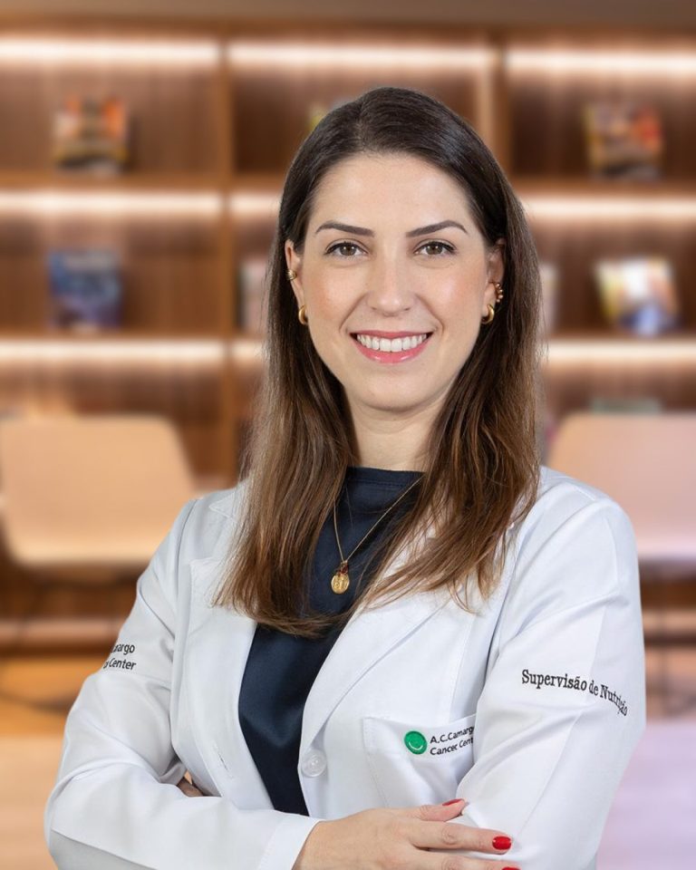 Thaís Miola