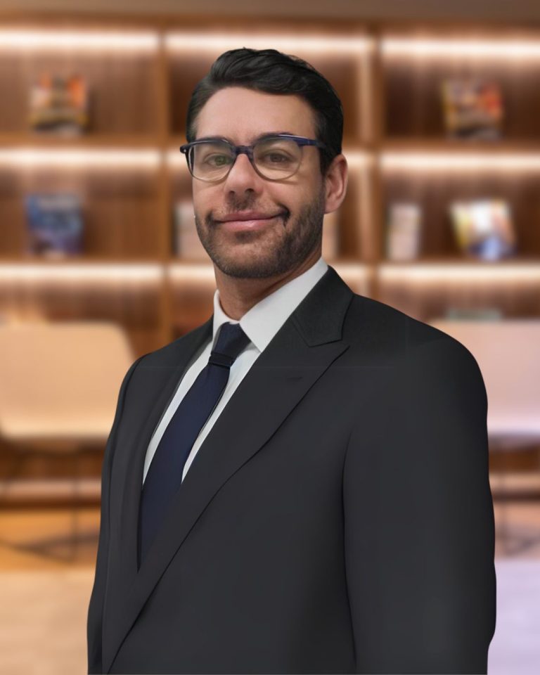 Dr. Gustavo Vilela
