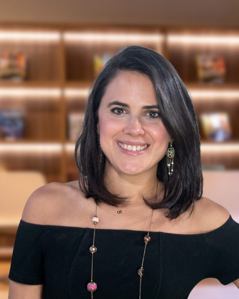 Debhora Medeiros