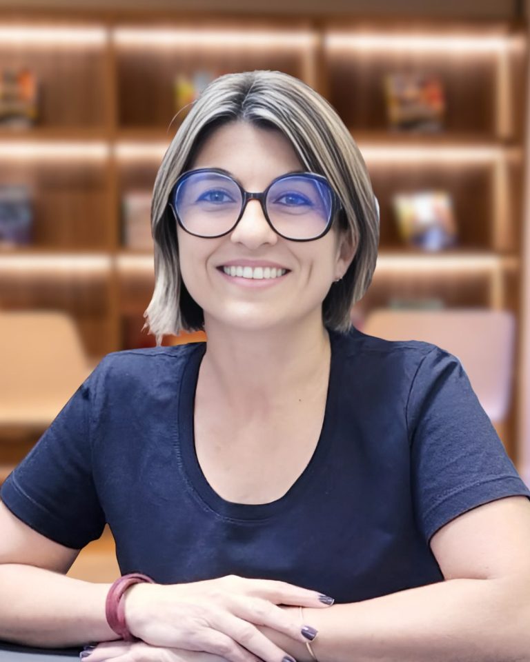 Luciana Smith